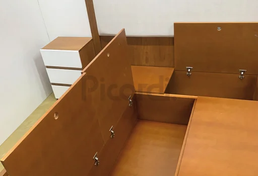 Cama Funcional de 2 Plazas, Respaldo de Cama de Madera, Mesa de Luz Moderna